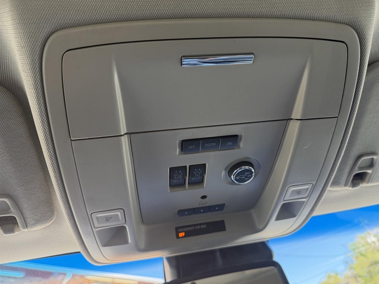 GMC Yukon Denali 2WD 2016