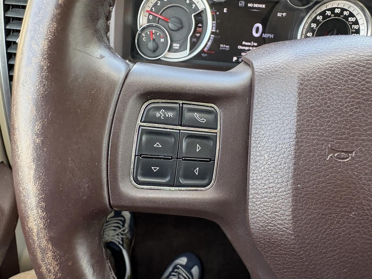 RAM 1500 4WD Crew Cab 140.5" Outdoorsman 2013