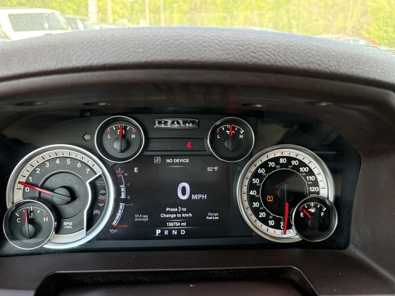 RAM 1500 4WD Crew Cab 140.5" Outdoorsman 2013