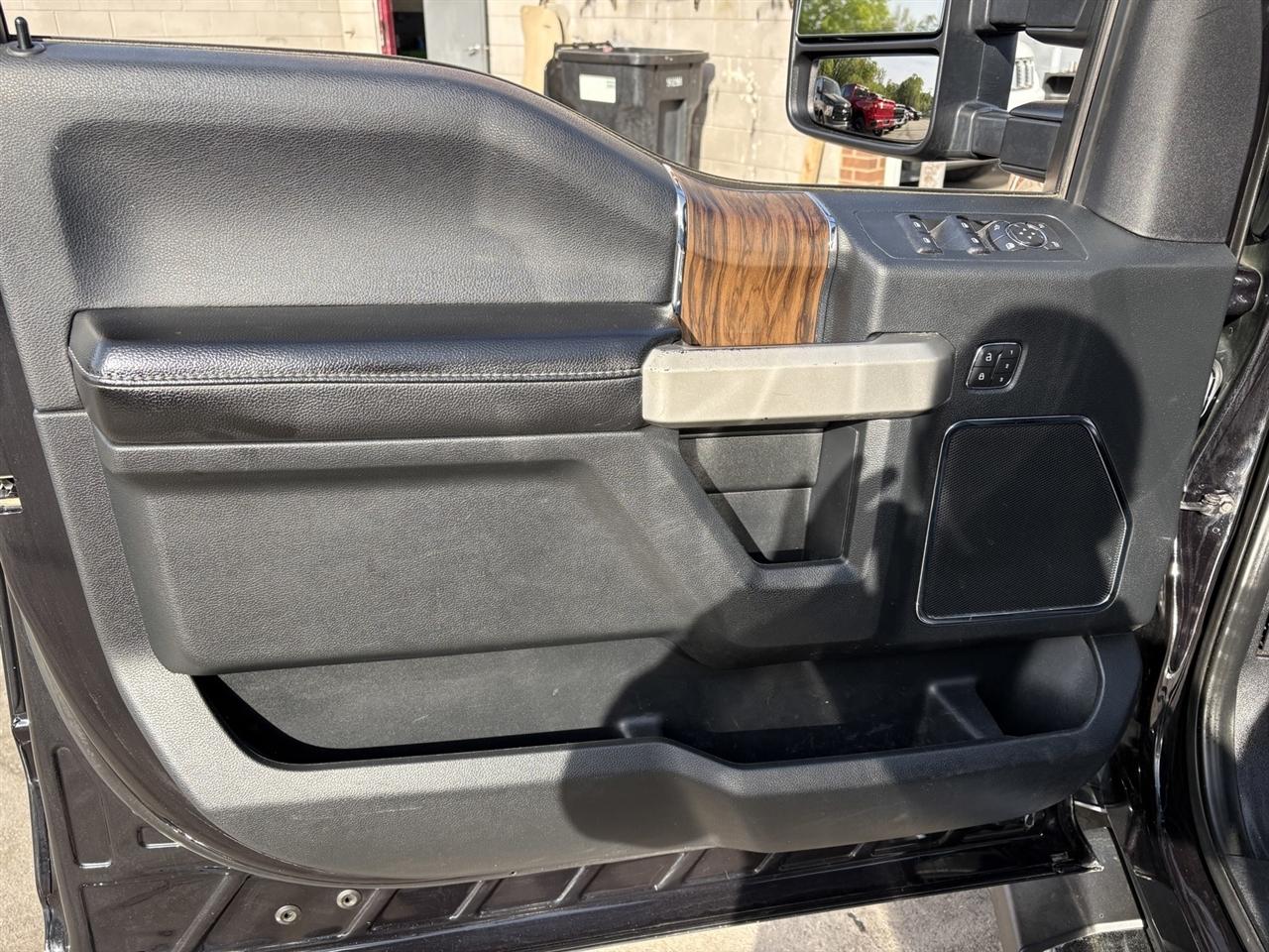 Ford F-150 Lariat 4WD SuperCrew 5.5' Box 2019