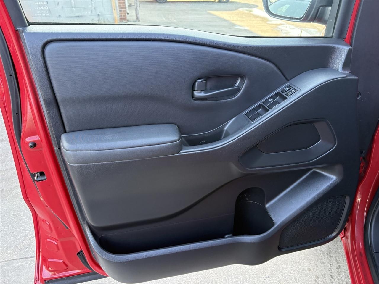 Nissan Frontier S Crew Cab 4WD 2022