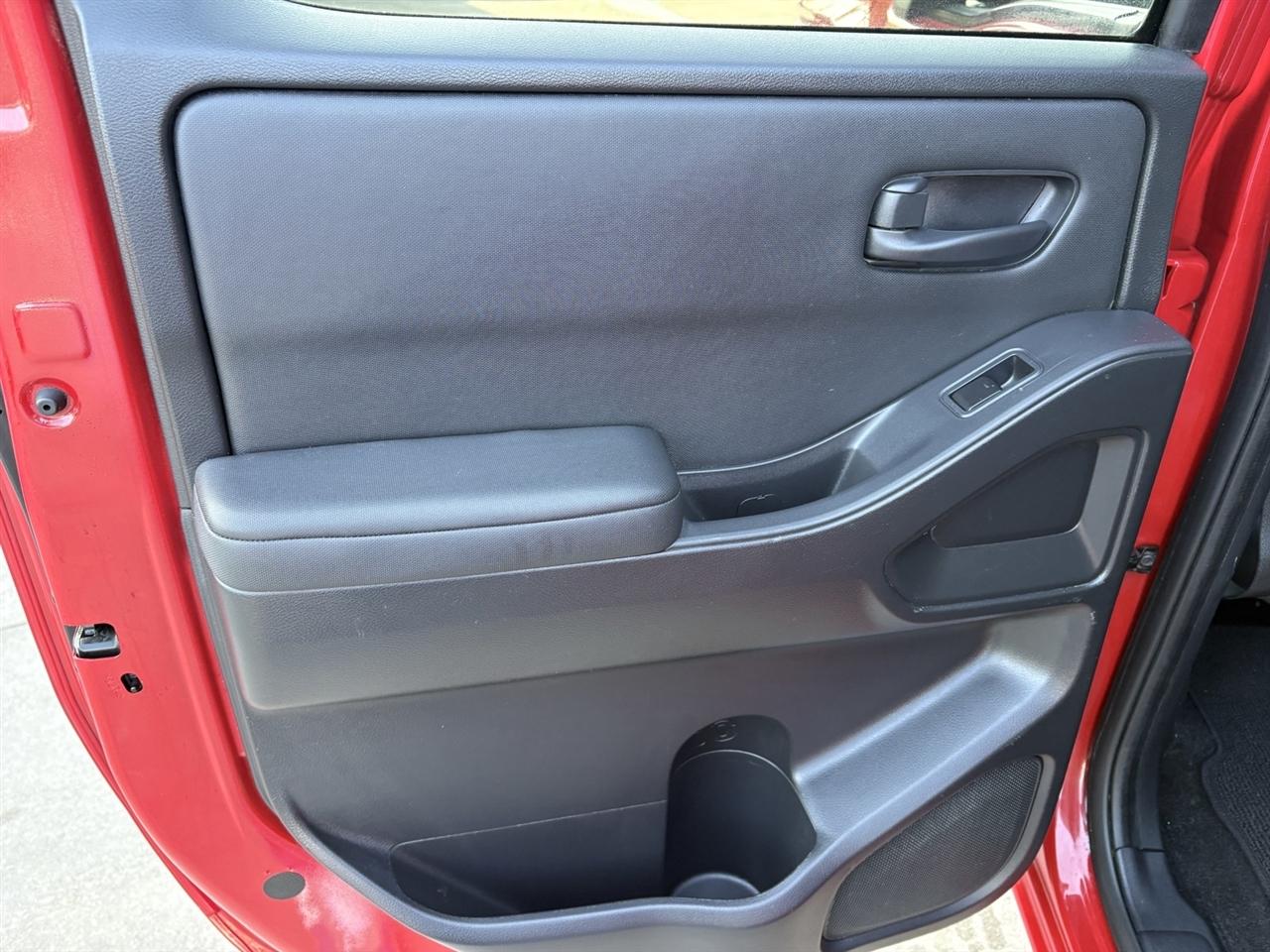 Nissan Frontier S Crew Cab 4WD 2022