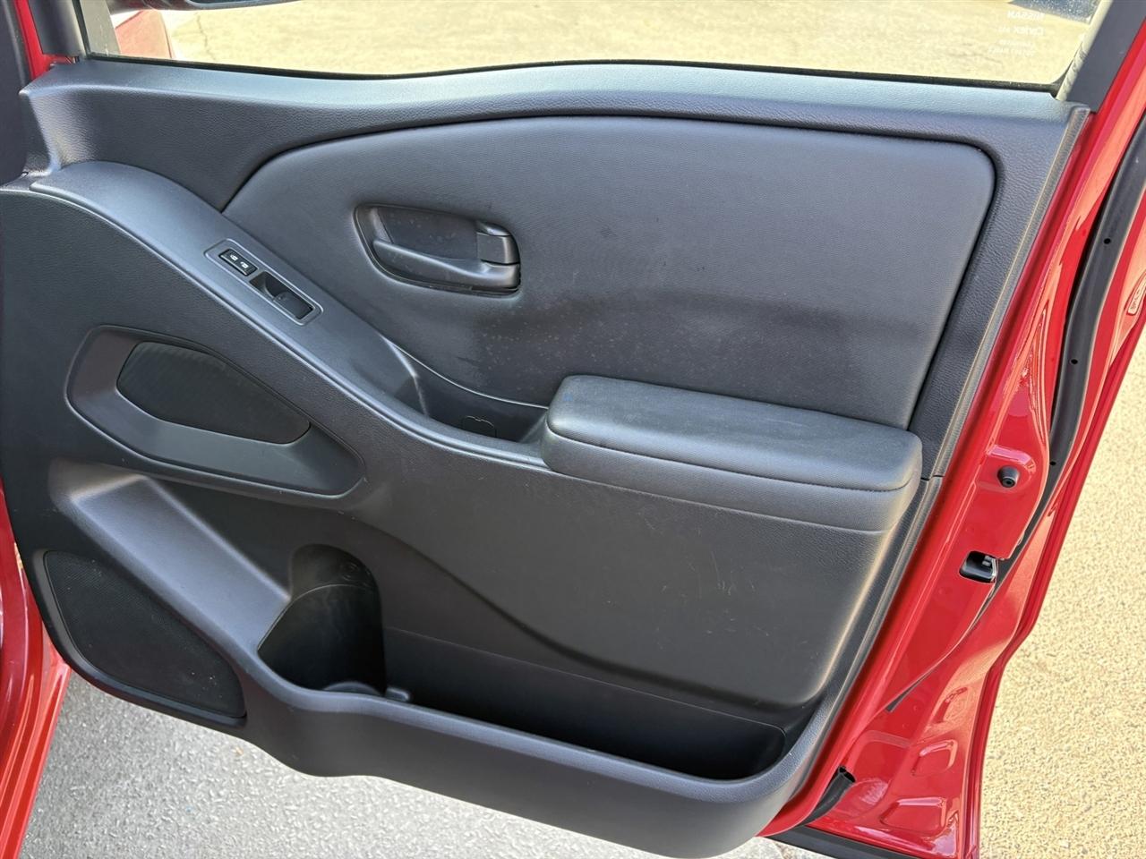 Nissan Frontier S Crew Cab 4WD 2022