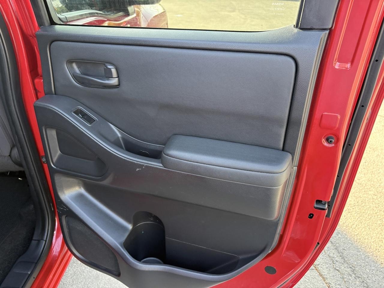 Nissan Frontier S Crew Cab 4WD 2022