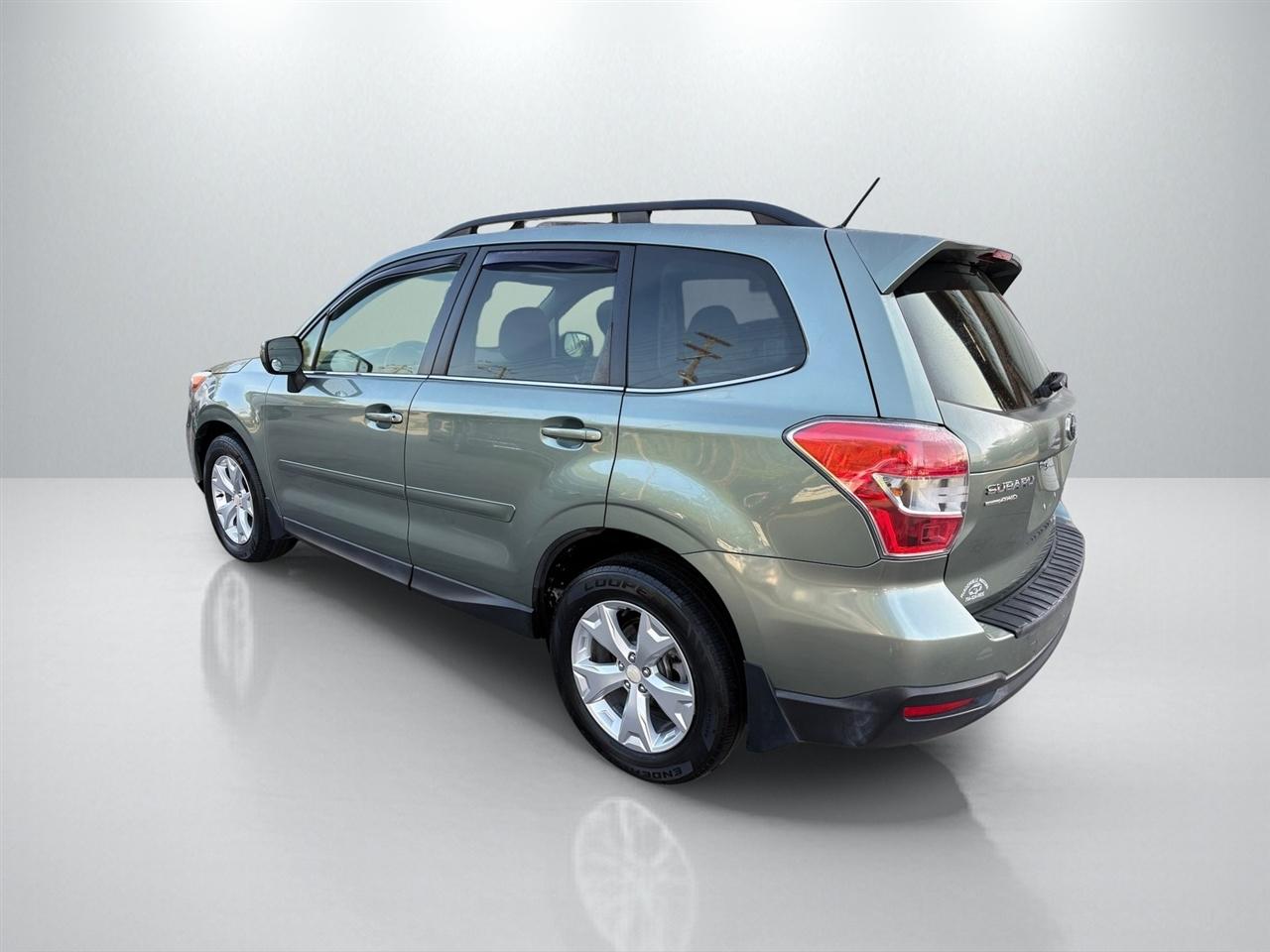 Subaru Forester 2.5i Limited 2015