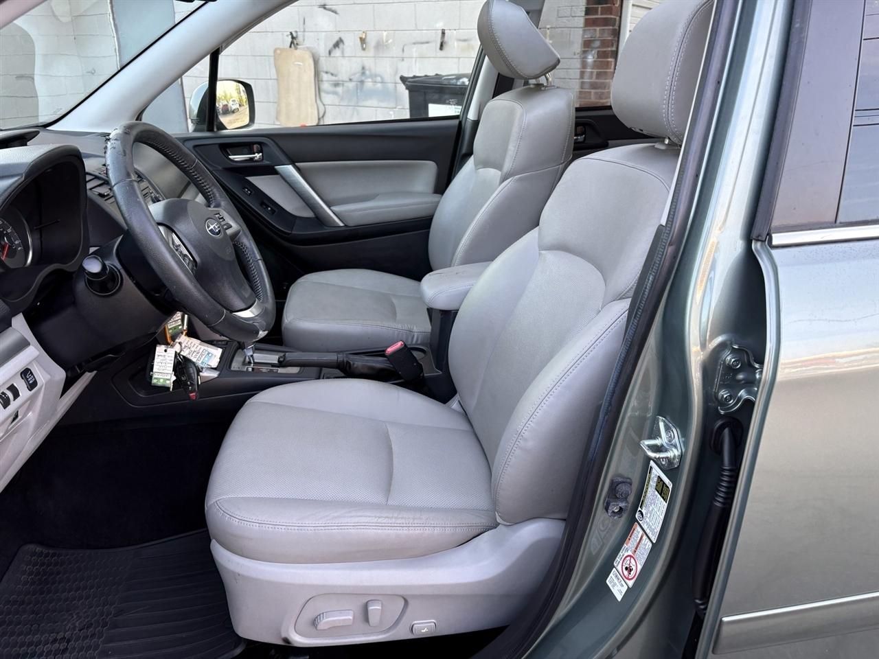 Subaru Forester 2.5i Limited 2015