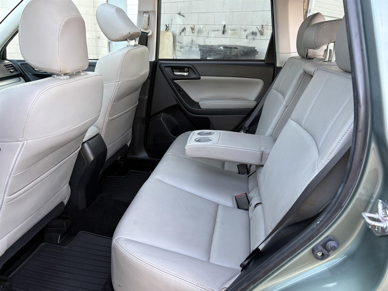 Subaru Forester 2.5i Limited 2015