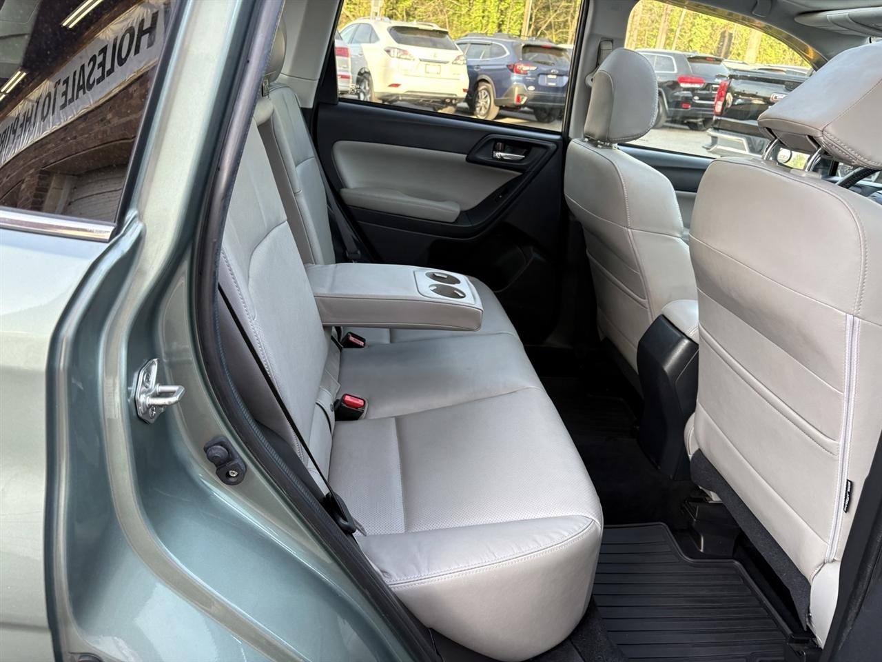 Subaru Forester 2.5i Limited 2015