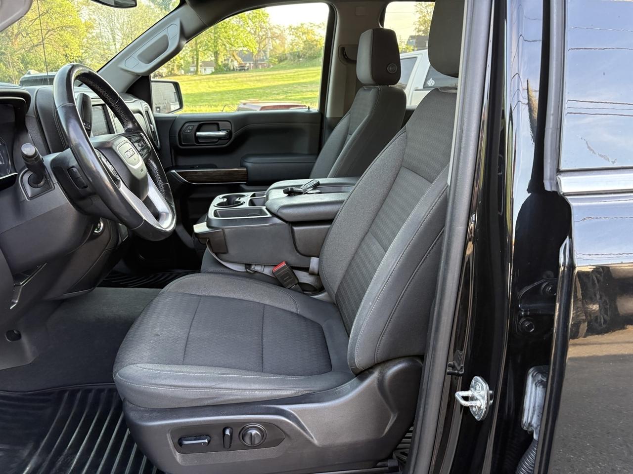 GMC Sierra 1500 SLE Crew Cab Short Box 4WD 2021