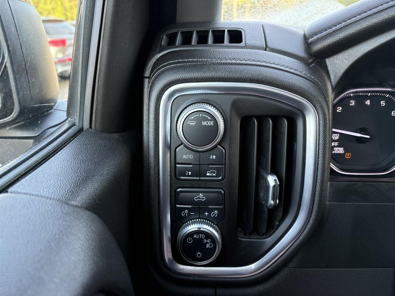 GMC Sierra 1500 SLE Crew Cab Short Box 4WD 2021