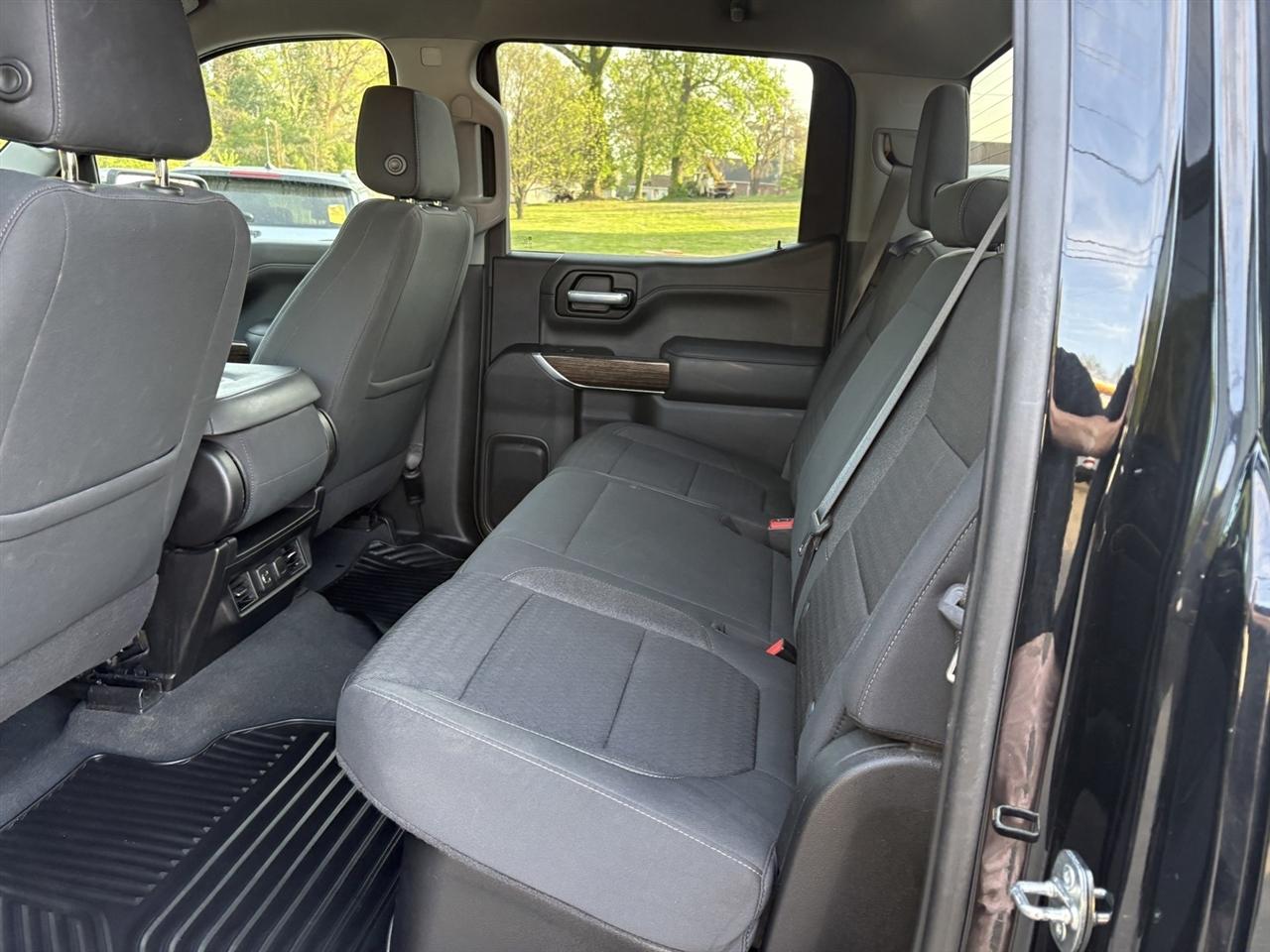 GMC Sierra 1500 SLE Crew Cab Short Box 4WD 2021