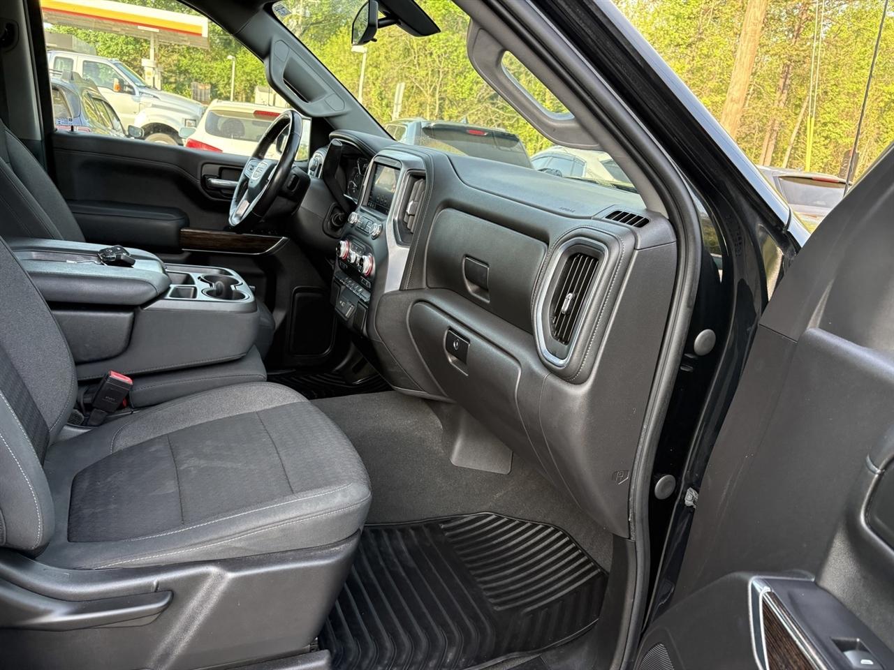 GMC Sierra 1500 SLE Crew Cab Short Box 4WD 2021