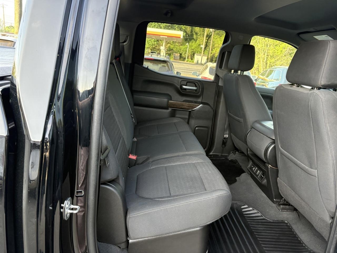 GMC Sierra 1500 SLE Crew Cab Short Box 4WD 2021