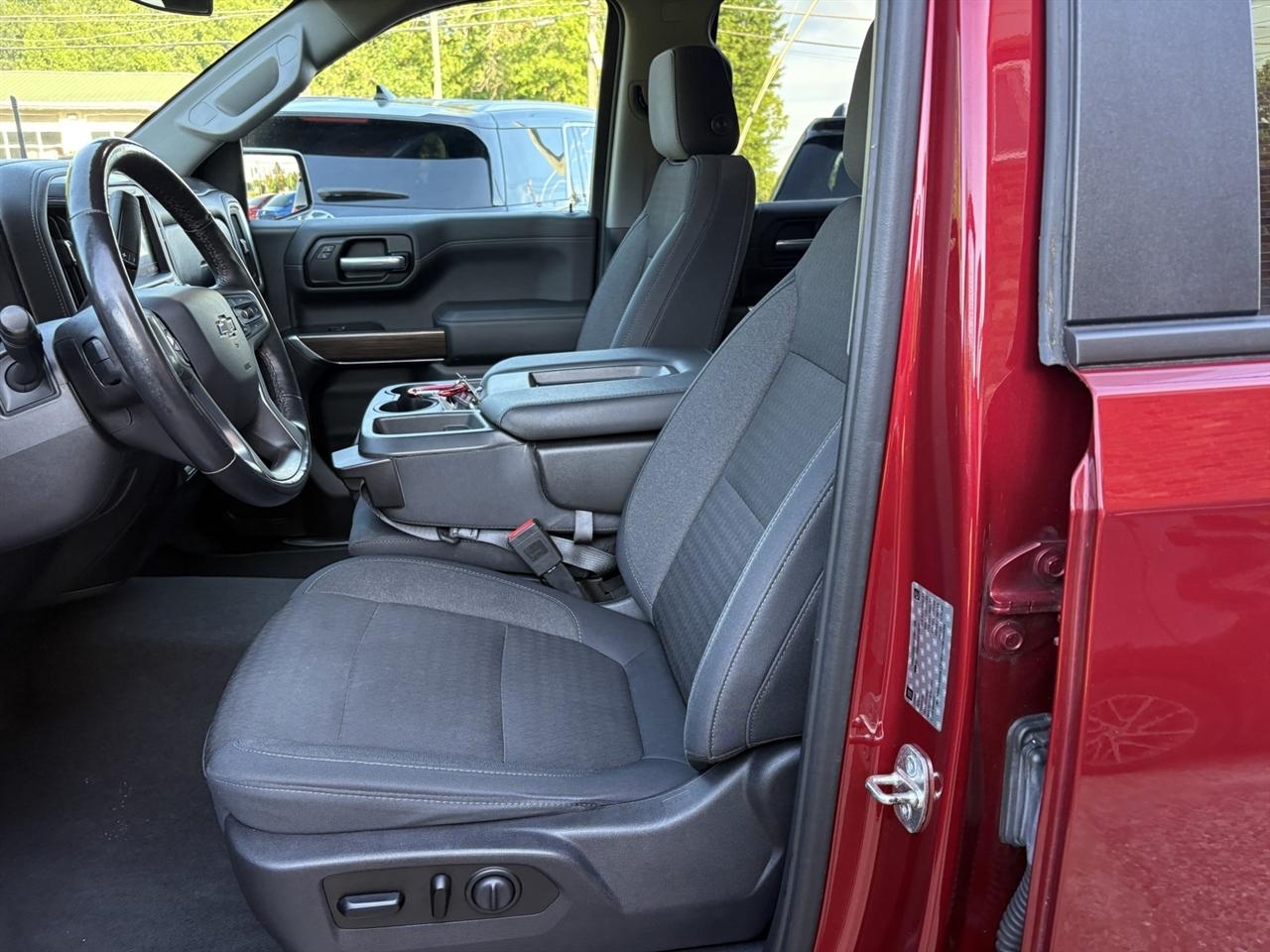 Chevrolet Silverado 1500 RST Crew Cab 4WD 2019