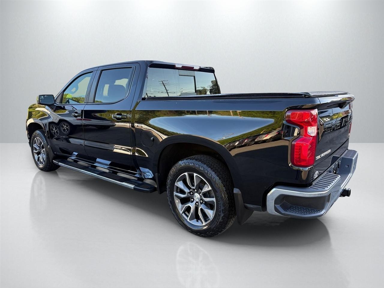 Chevrolet Silverado 1500 LT Crew Cab 4WD 2020