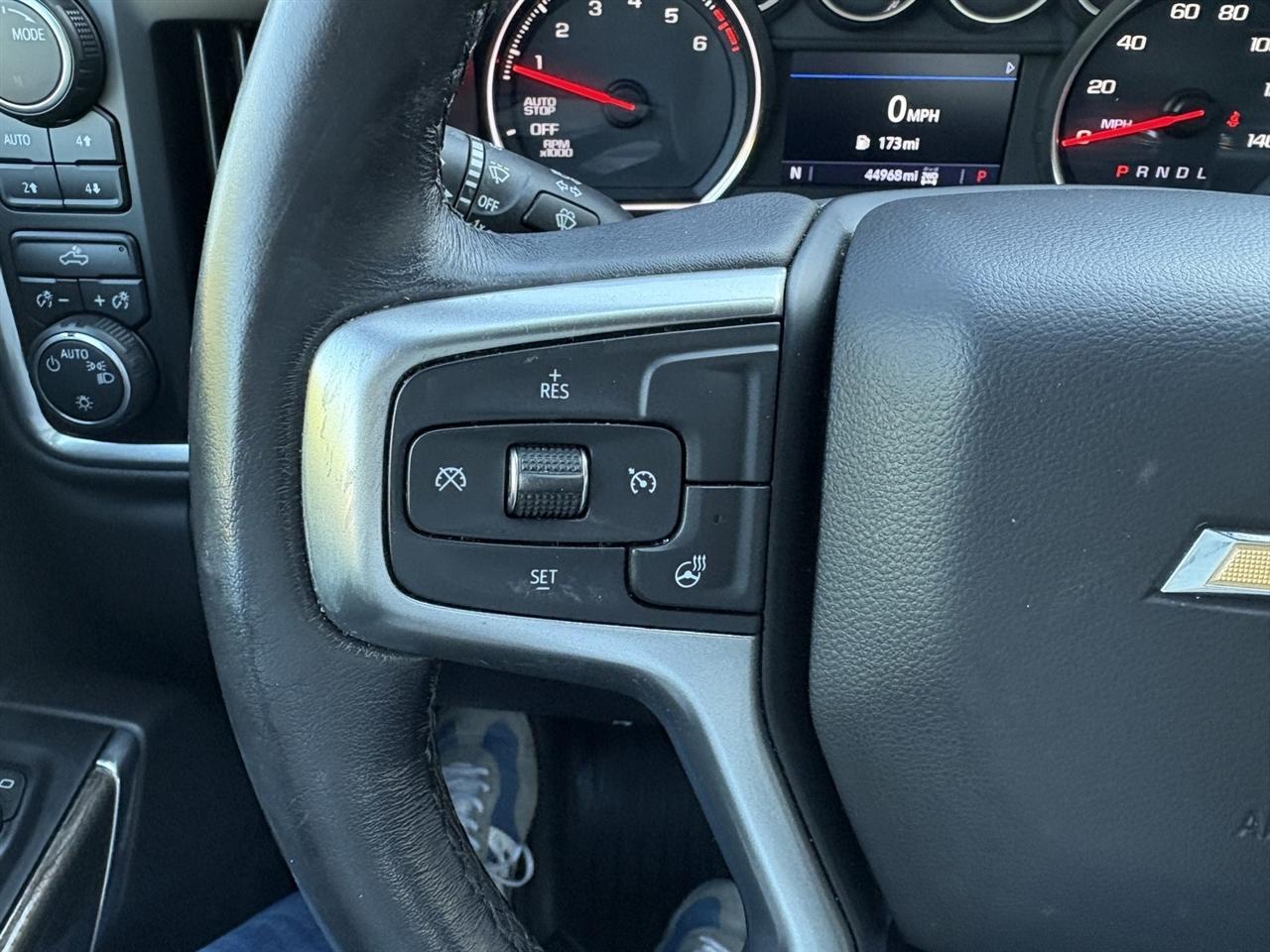 Chevrolet Silverado 1500 LT Crew Cab 4WD 2020