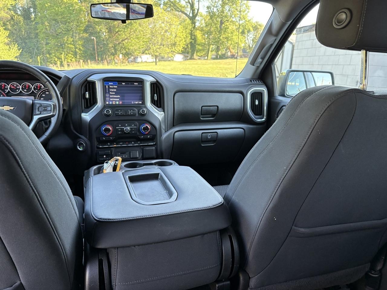 Chevrolet Silverado 1500 LT Crew Cab 4WD 2020