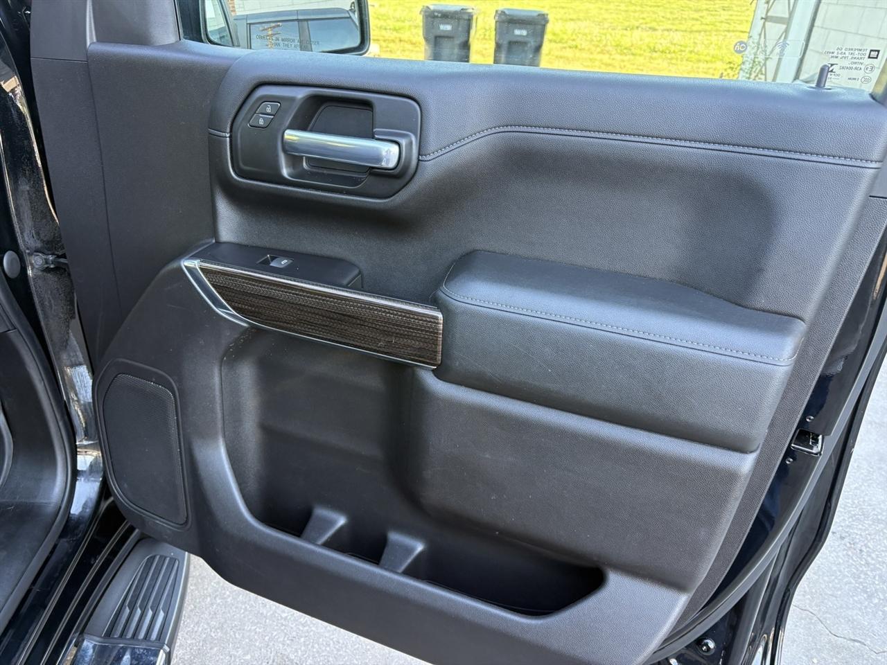 Chevrolet Silverado 1500 LT Crew Cab 4WD 2020