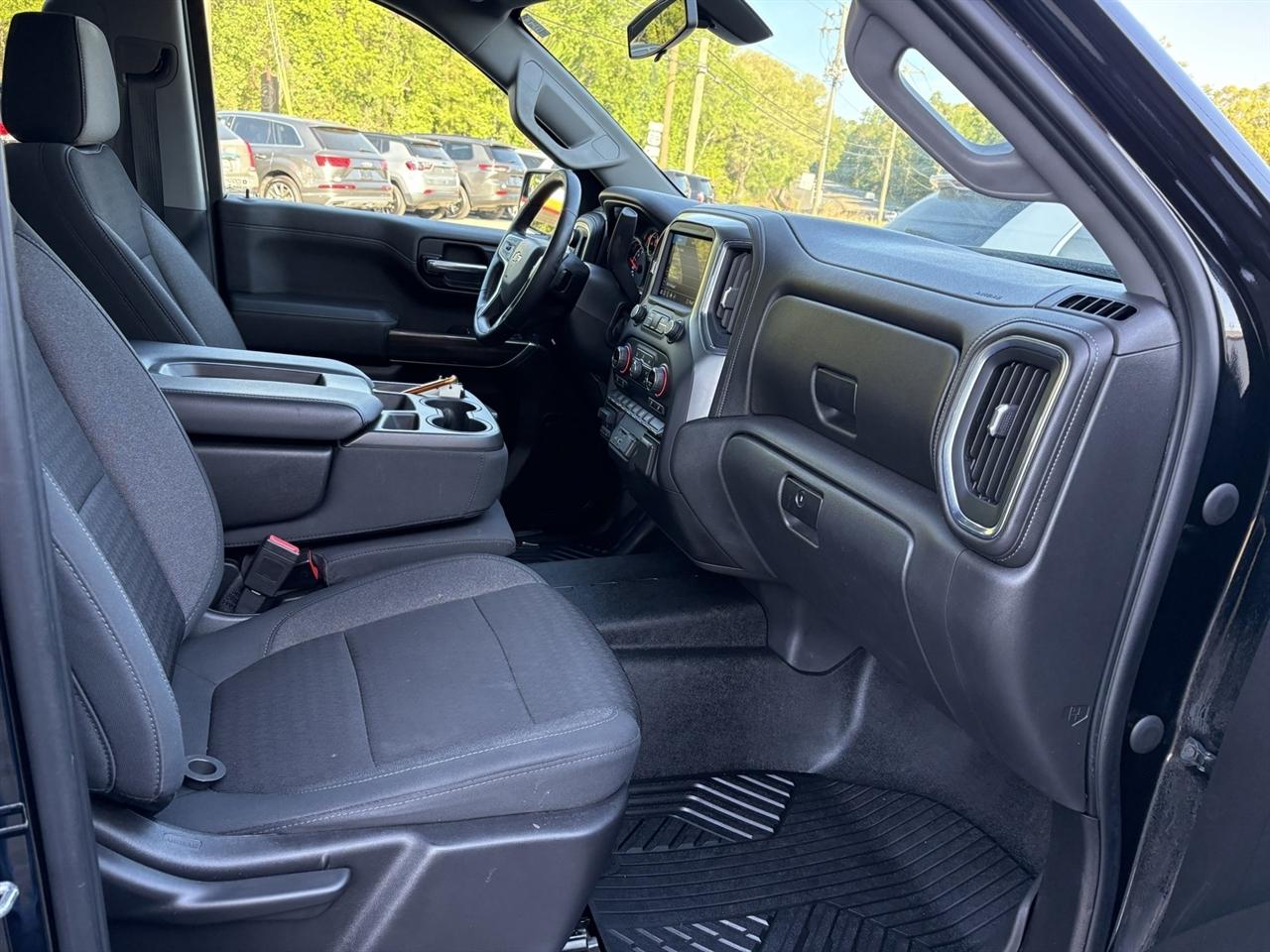 Chevrolet Silverado 1500 LT Crew Cab 4WD 2020