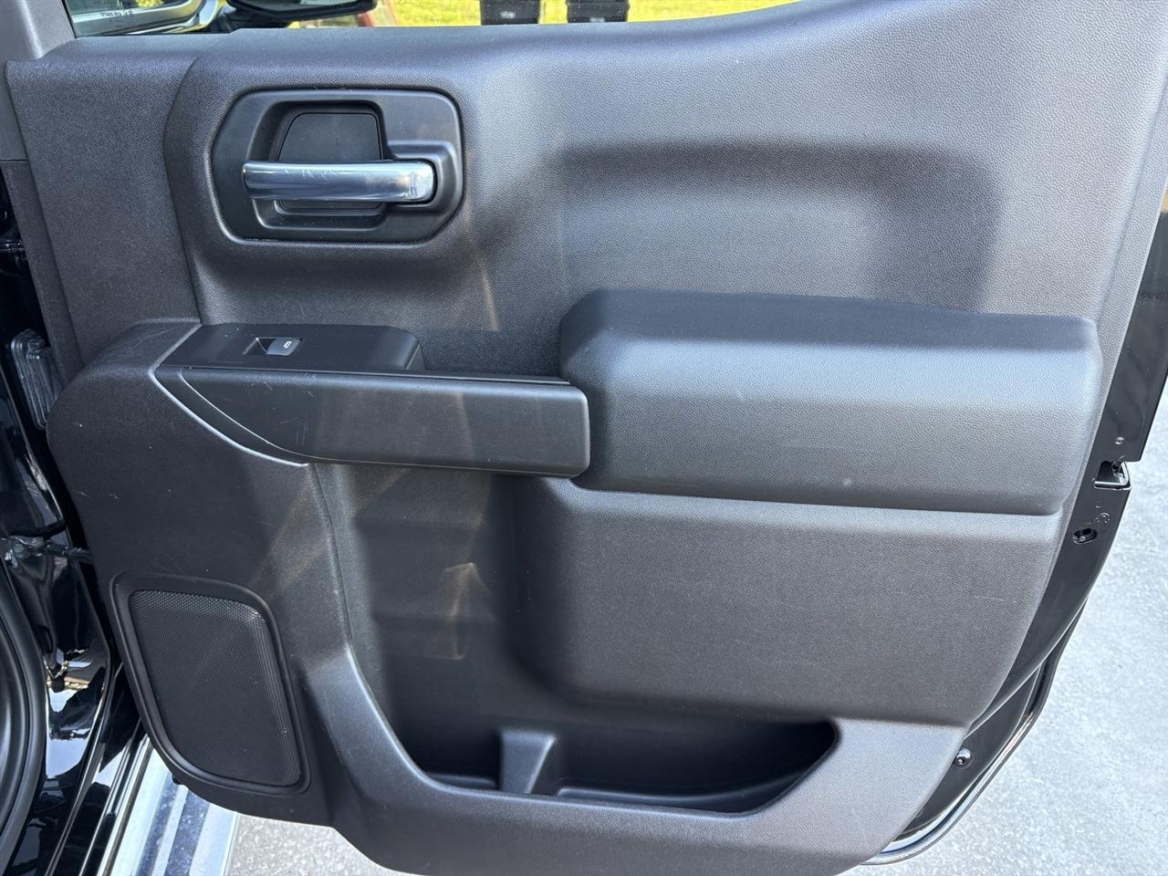 Chevrolet Silverado 1500 LT Crew Cab 4WD 2020