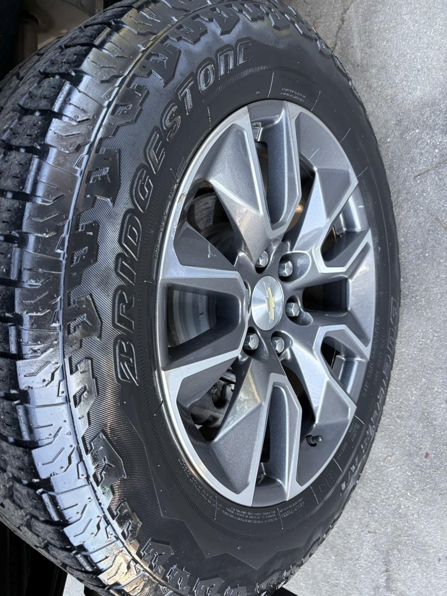 Chevrolet Silverado 1500 LT Crew Cab 4WD 2020