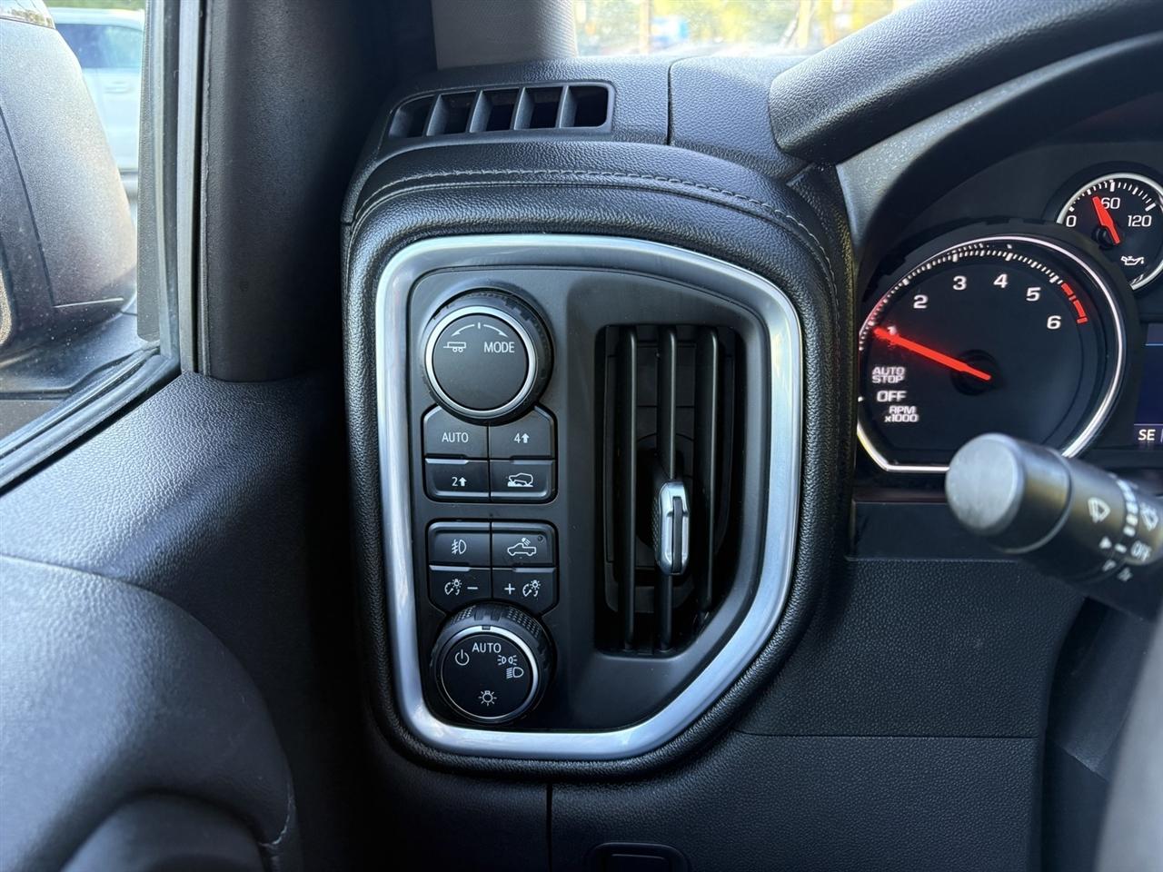 Chevrolet Silverado 1500 RST Crew Cab 4WD 2021