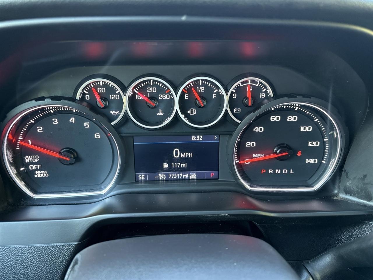 Chevrolet Silverado 1500 RST Crew Cab 4WD 2021