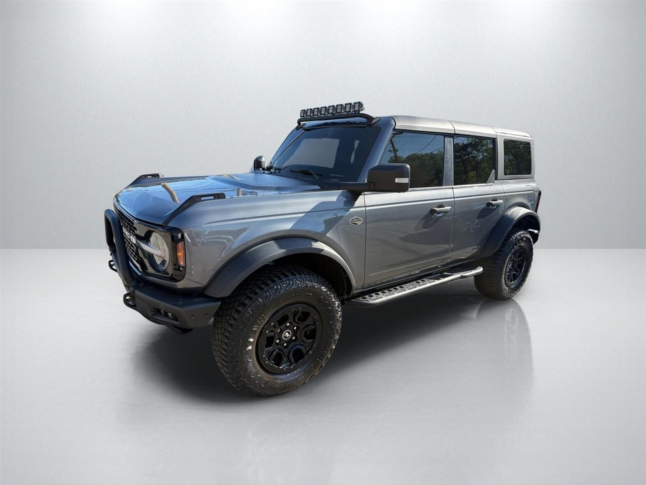 Ford Bronco Base 4-Door w/Advanced 2022