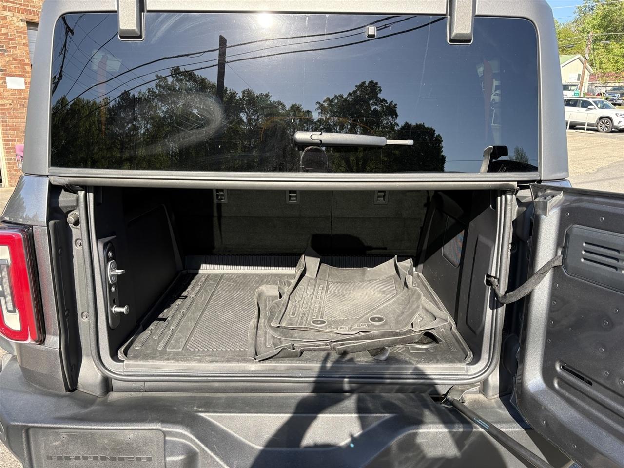 Ford Bronco Base 4-Door w/Advanced 2022