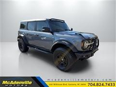 2022 Ford Bronco 