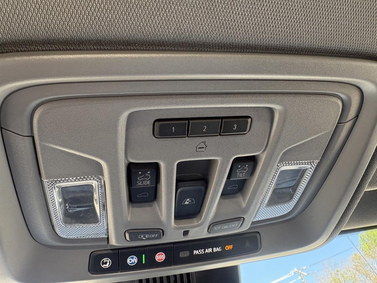 Chevrolet Silverado 1500 LTZ Crew Cab 4WD 2025