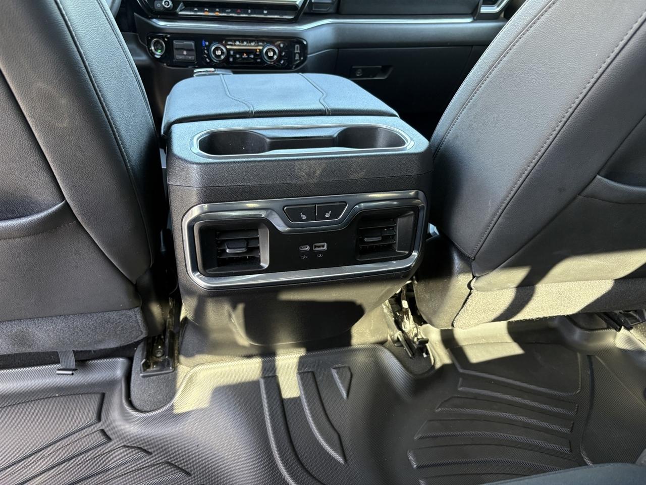 Chevrolet Silverado 1500 LTZ Crew Cab 4WD 2025