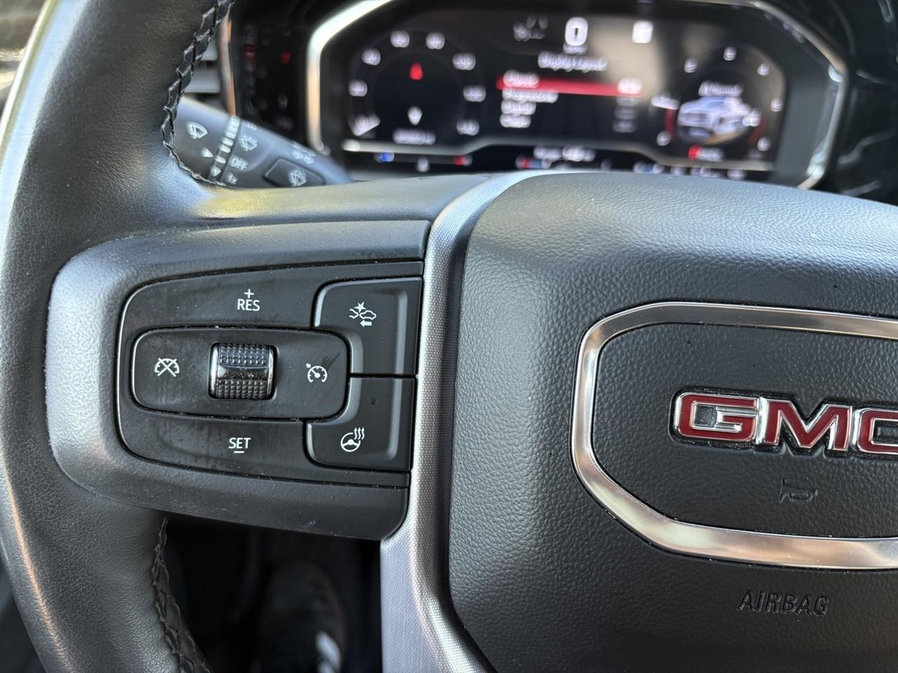 GMC Sierra 1500 SLT Crew Cab 4WD 2023