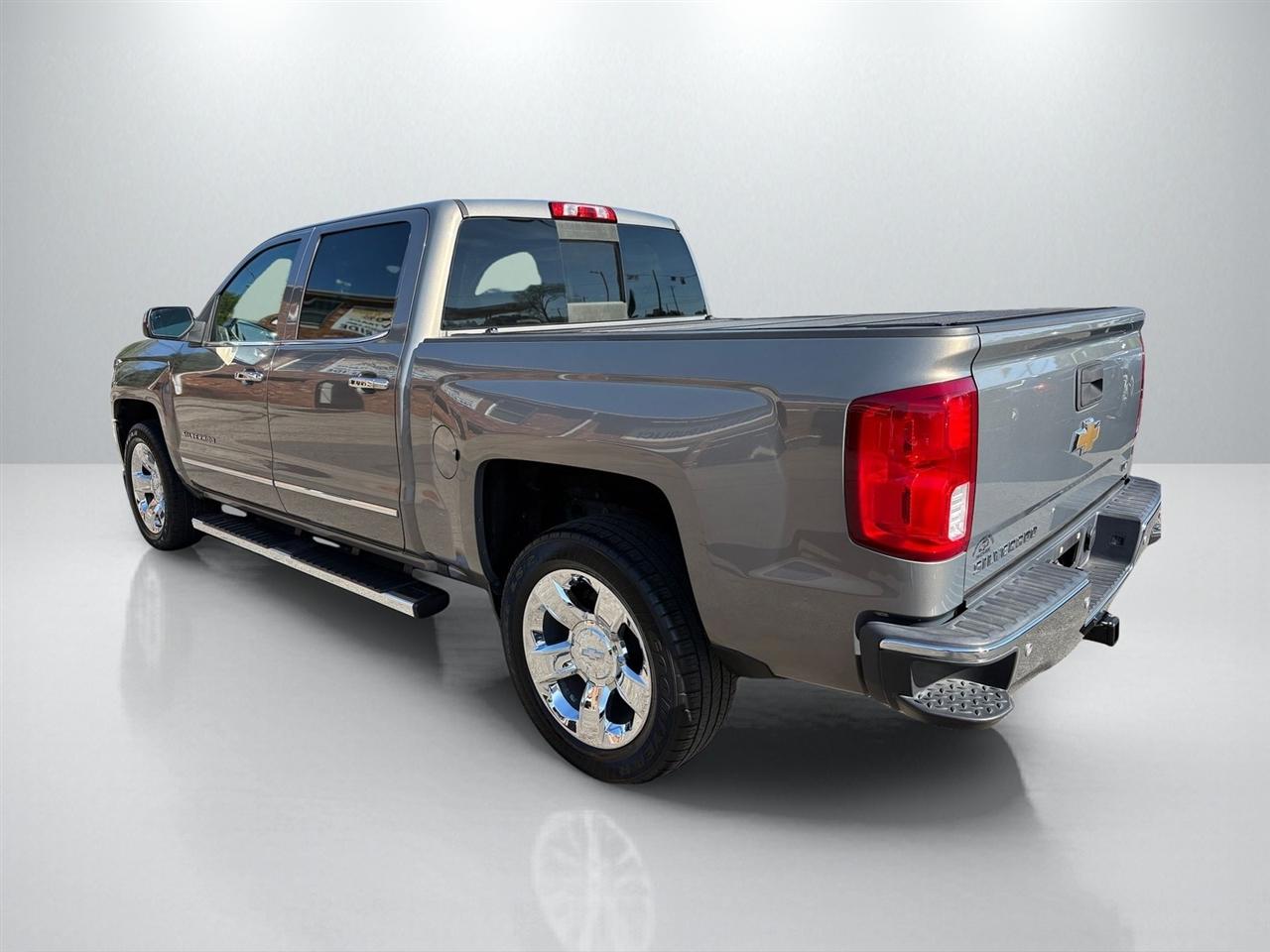 Chevrolet Silverado 1500 LTZ Crew Cab 2WD 2017