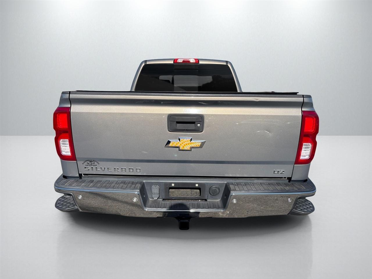 Chevrolet Silverado 1500 LTZ Crew Cab 2WD 2017