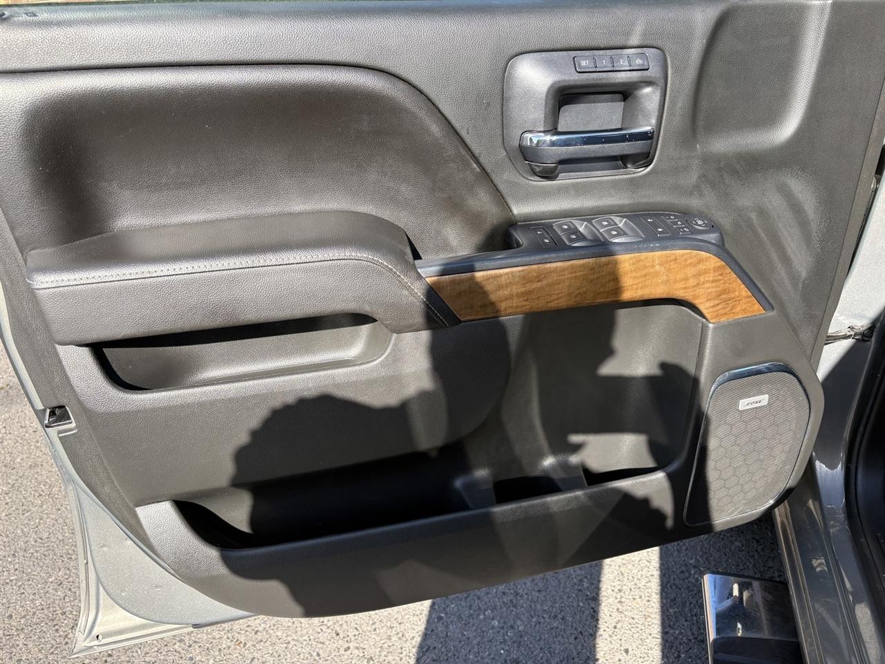 Chevrolet Silverado 1500 LTZ Crew Cab 2WD 2017