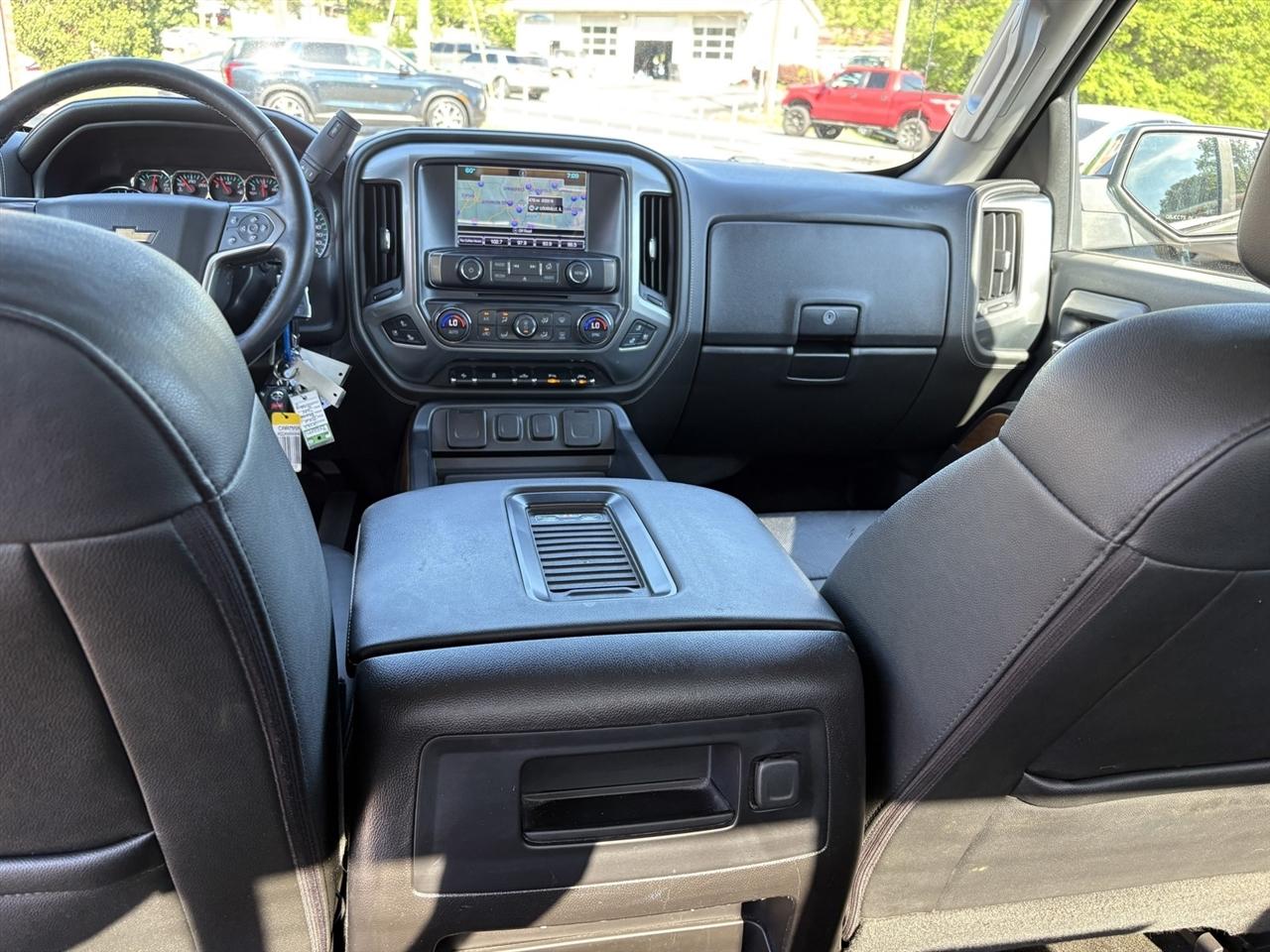 Chevrolet Silverado 1500 LTZ Crew Cab 2WD 2017