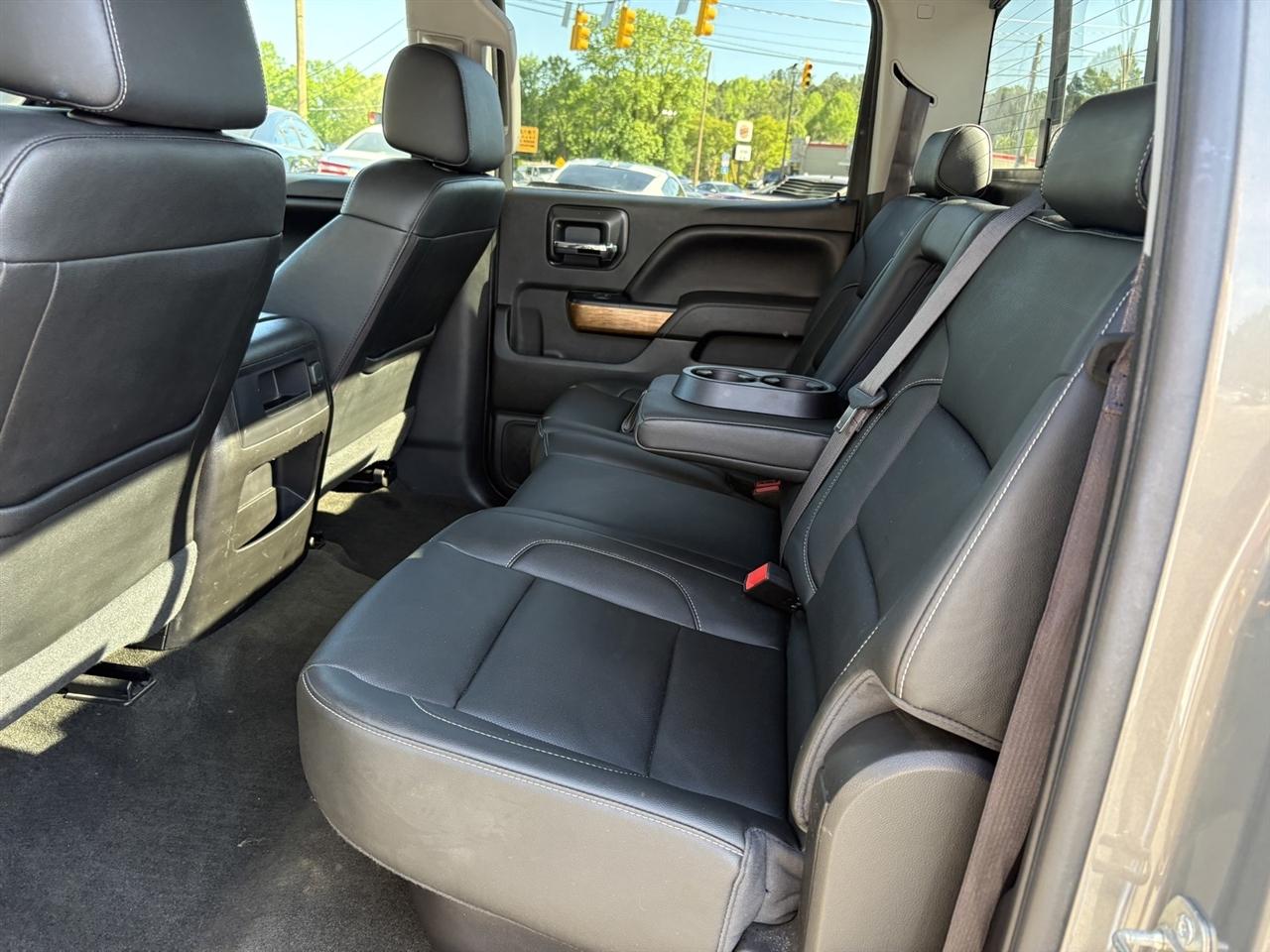 Chevrolet Silverado 1500 LTZ Crew Cab 2WD 2017