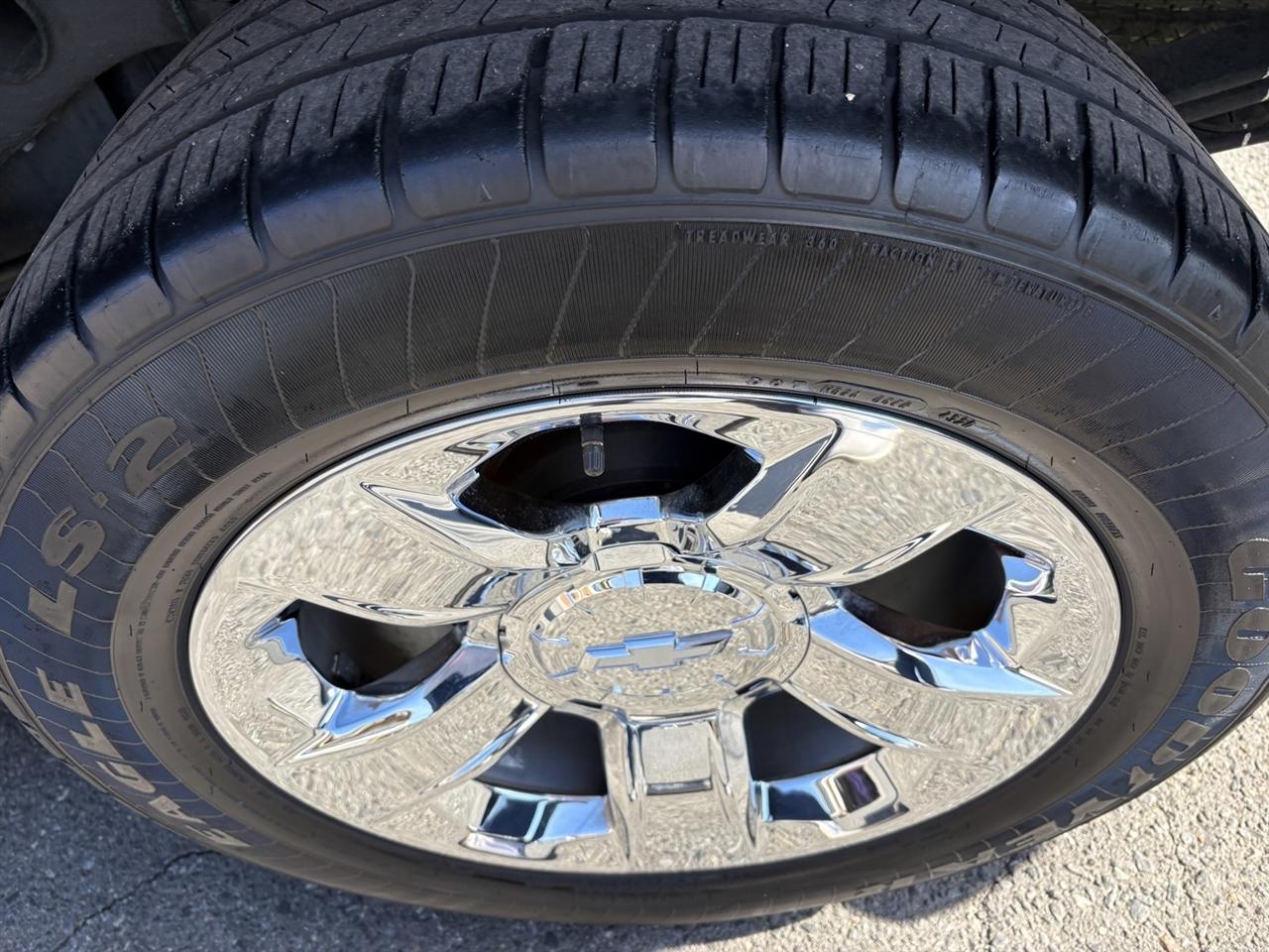 Chevrolet Silverado 1500 LTZ Crew Cab 2WD 2017