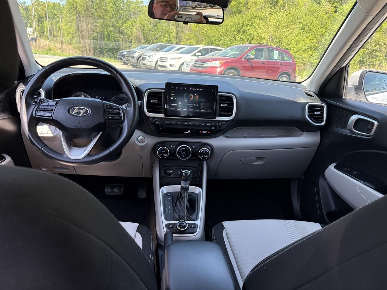 Hyundai Venue SEL 2021