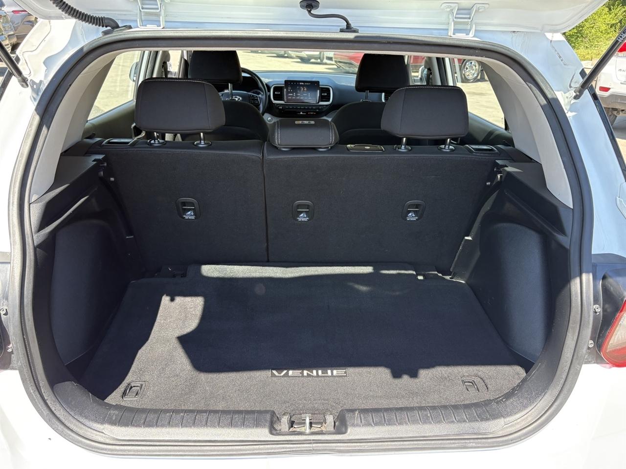 Hyundai Venue SEL 2021