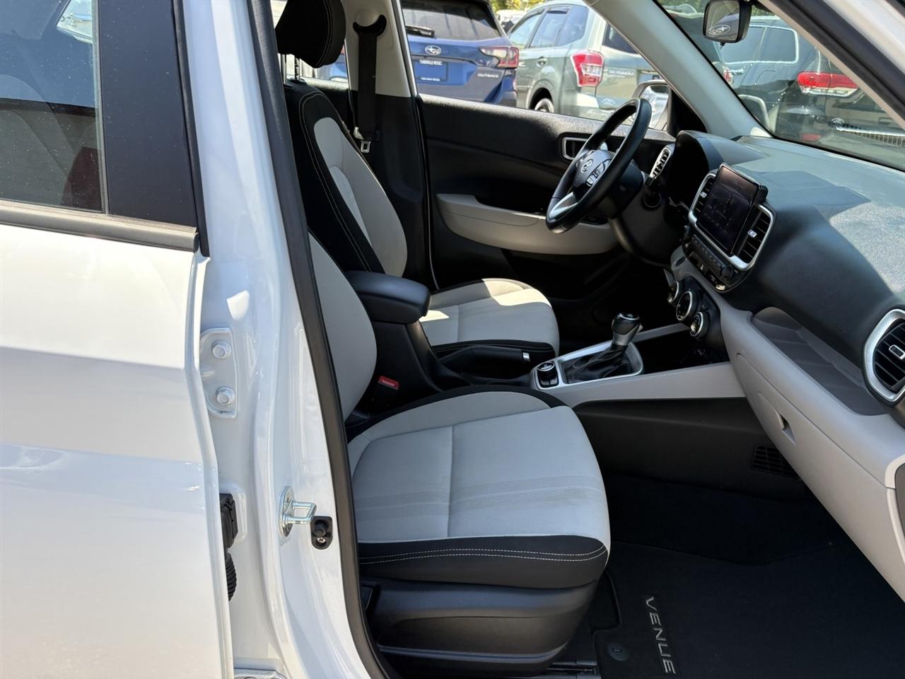 Hyundai Venue SEL 2021