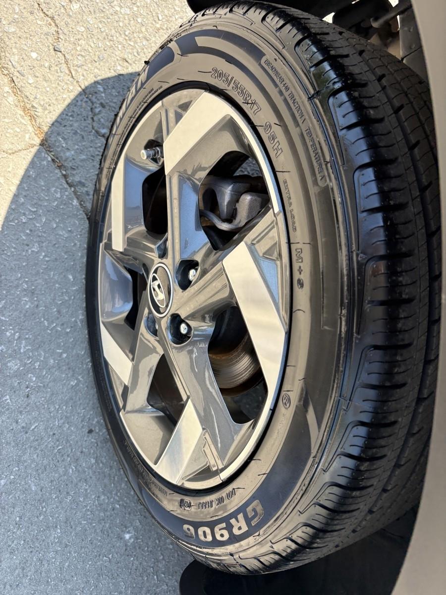 Hyundai Venue SEL 2021