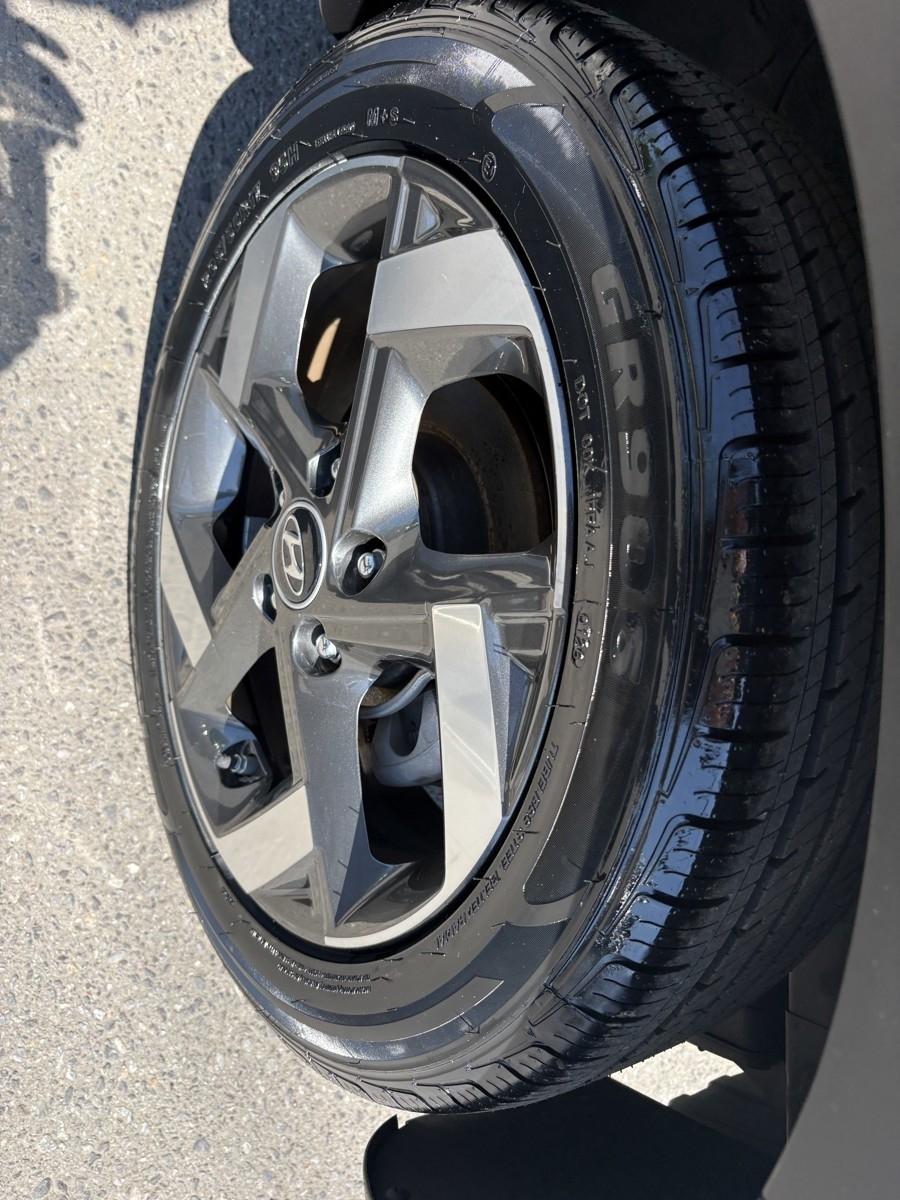 Hyundai Venue SEL 2021