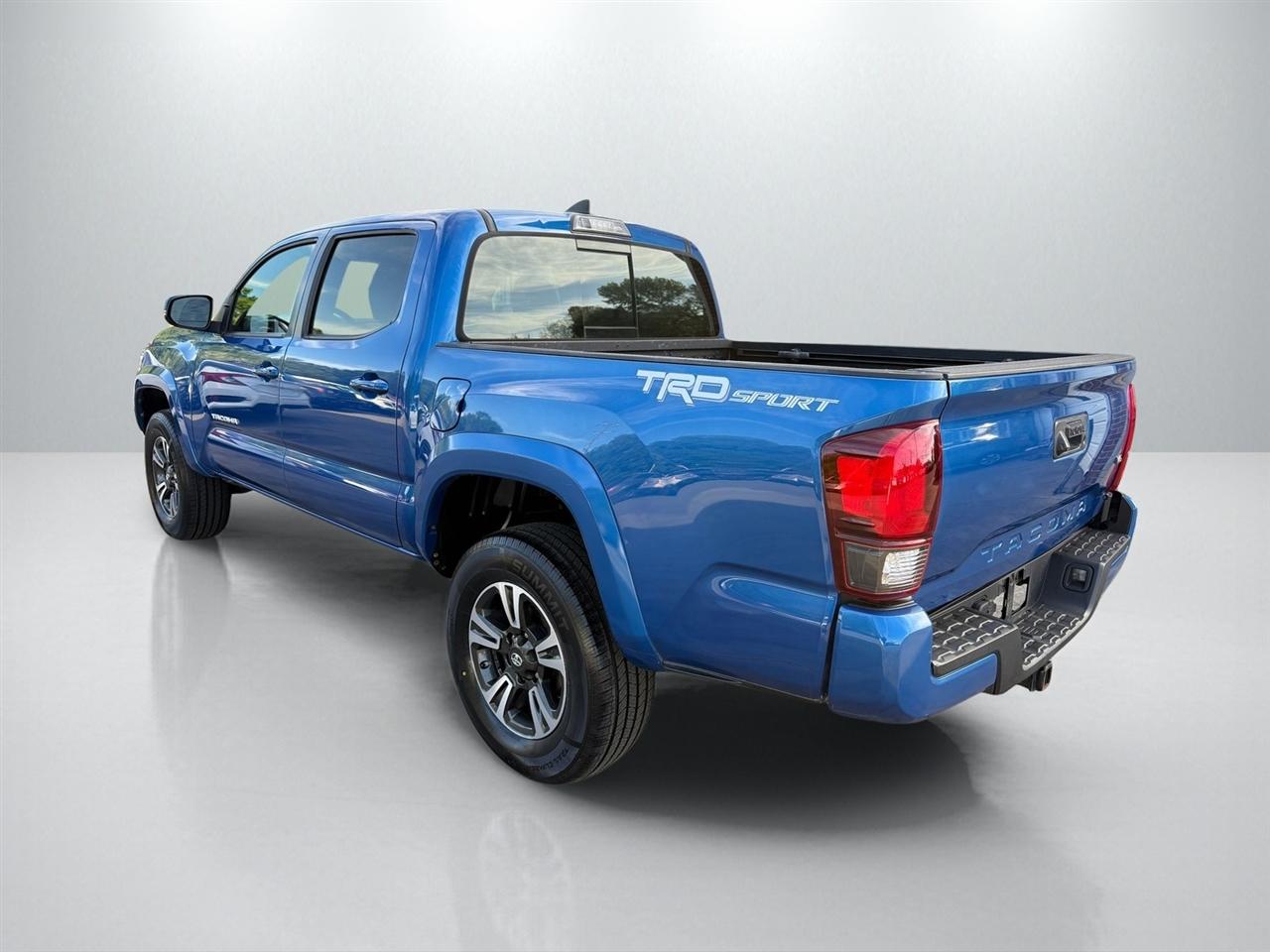 Toyota Tacoma SR5 Double Cab Long Bed V6 6AT 2WD 2018