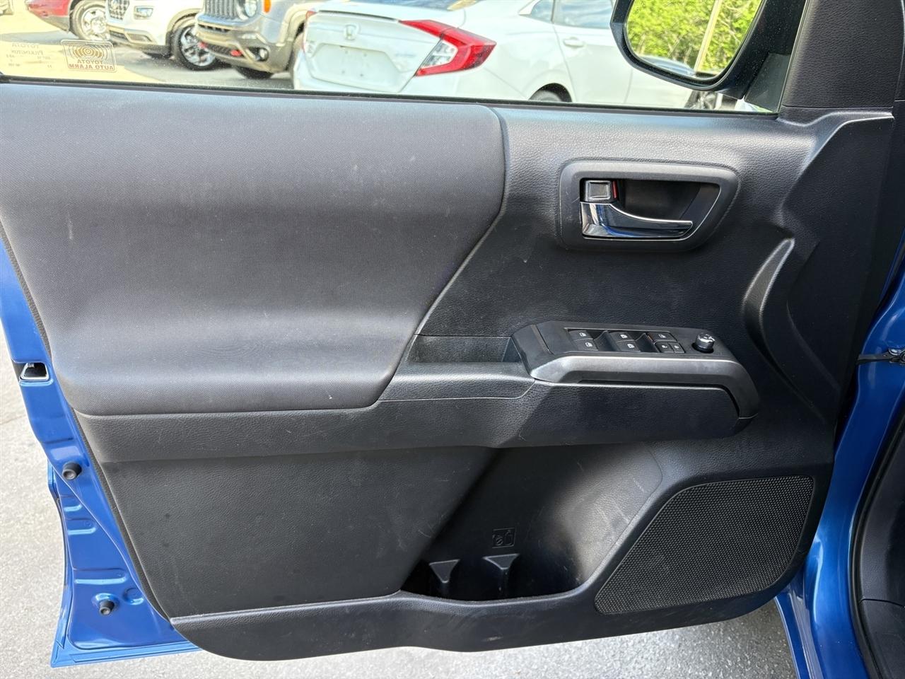 Toyota Tacoma SR5 Double Cab Long Bed V6 6AT 2WD 2018