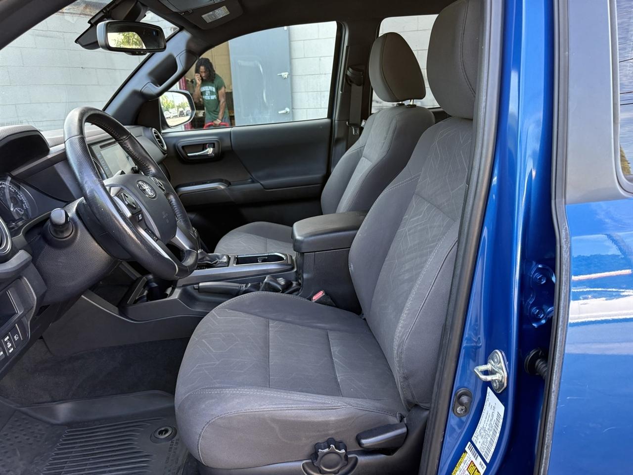 Toyota Tacoma SR5 Double Cab Long Bed V6 6AT 2WD 2018