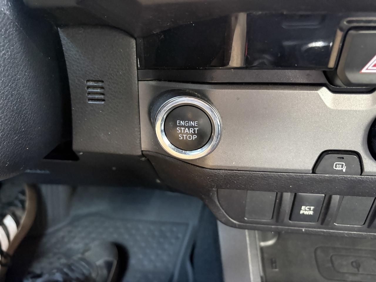 Toyota Tacoma SR5 Double Cab Long Bed V6 6AT 2WD 2018