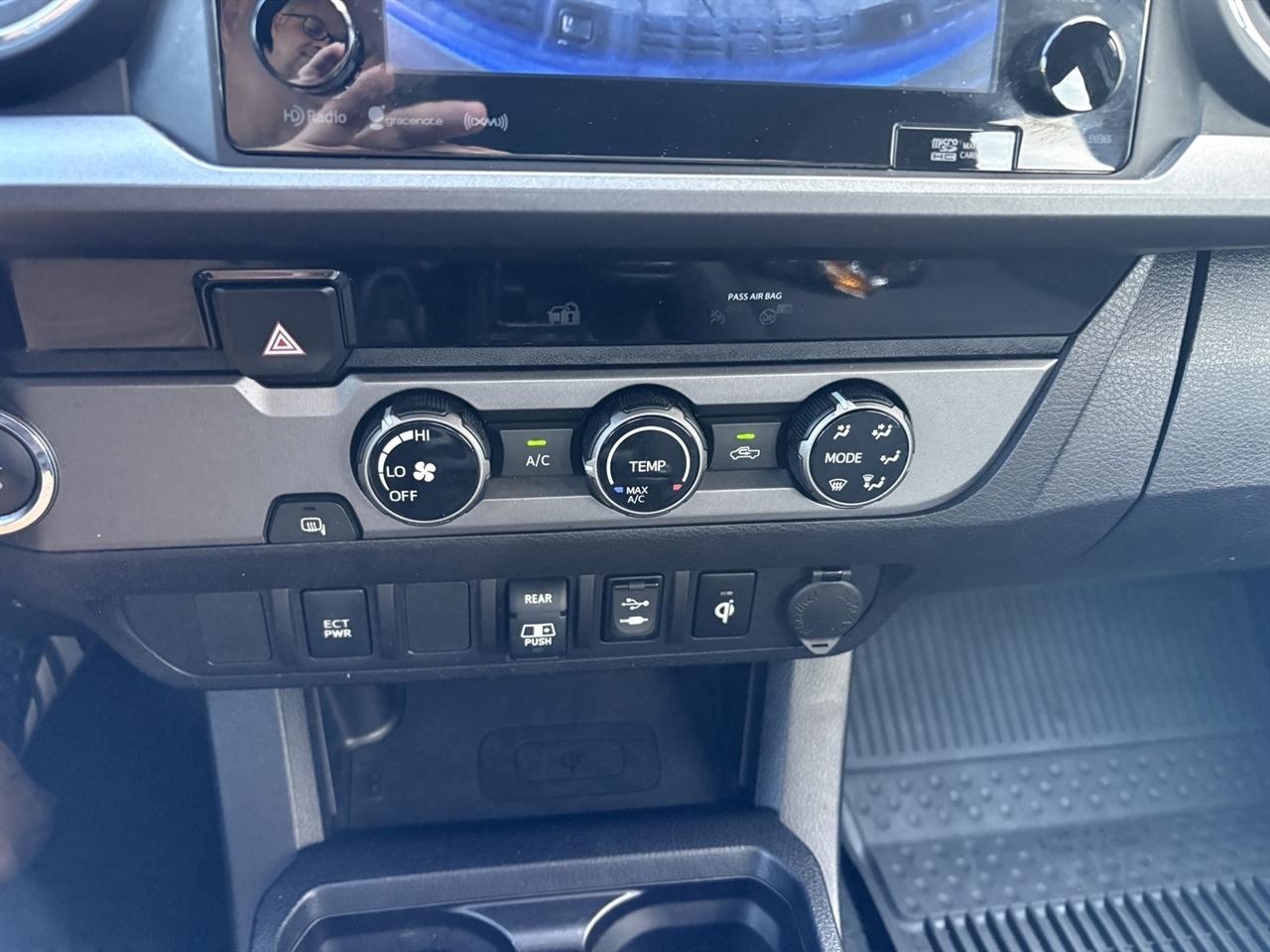 Toyota Tacoma SR5 Double Cab Long Bed V6 6AT 2WD 2018