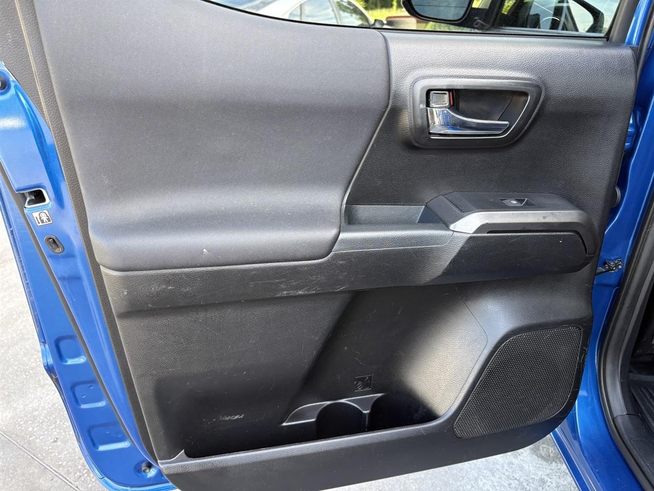 Toyota Tacoma SR5 Double Cab Long Bed V6 6AT 2WD 2018